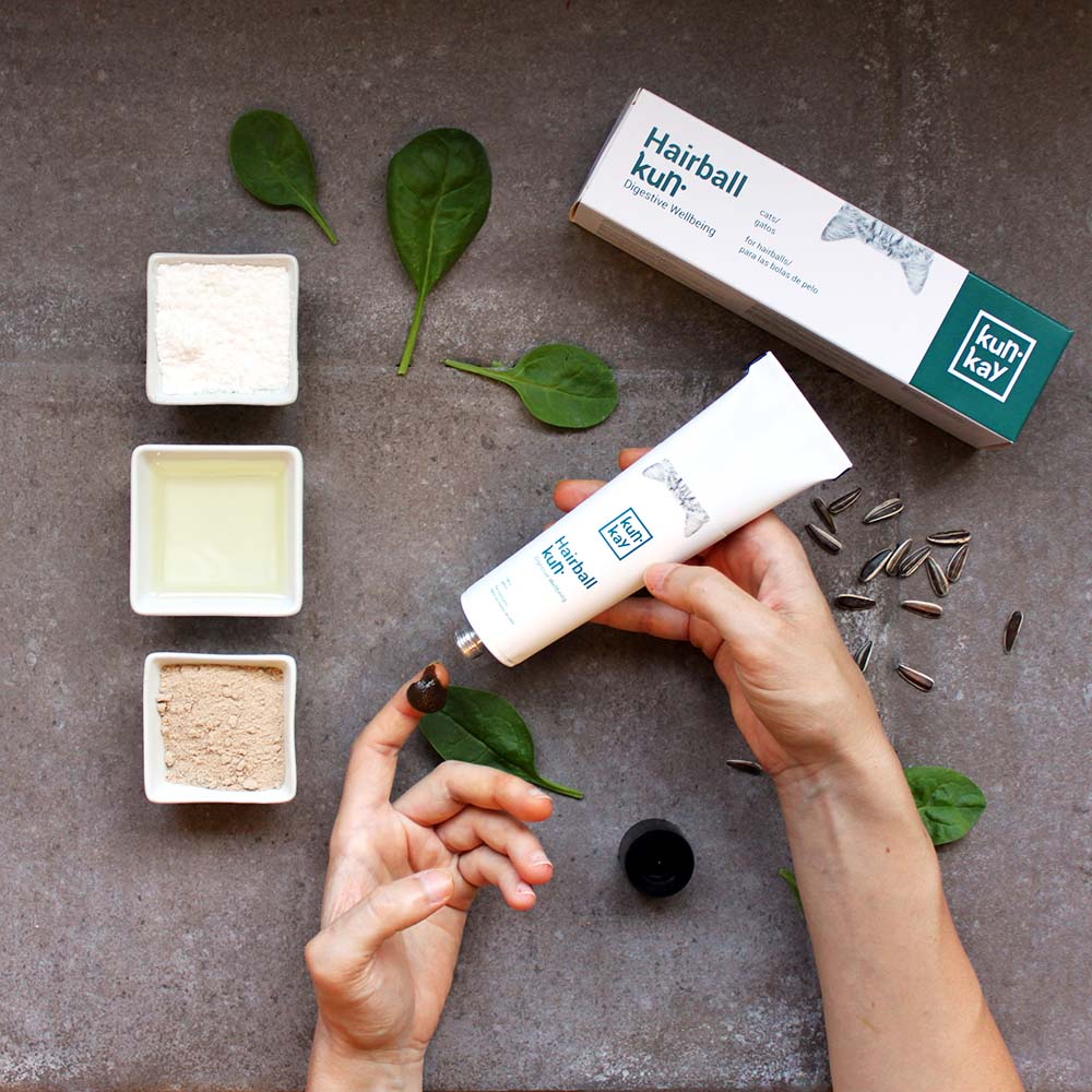 Suplemento natural para las bolas de pelo en gatos